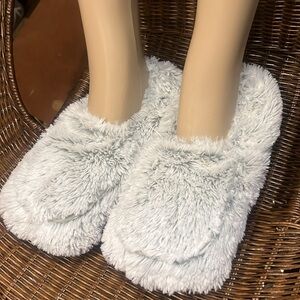 Warmies
Warmies Unisex Microwavable Spa Slippers, Closed Toe Gray, 6-10